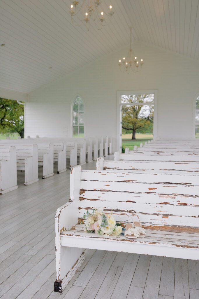 Chandelier Farms outdoor open air chapel set in a beautiful field over looking thousands of acres